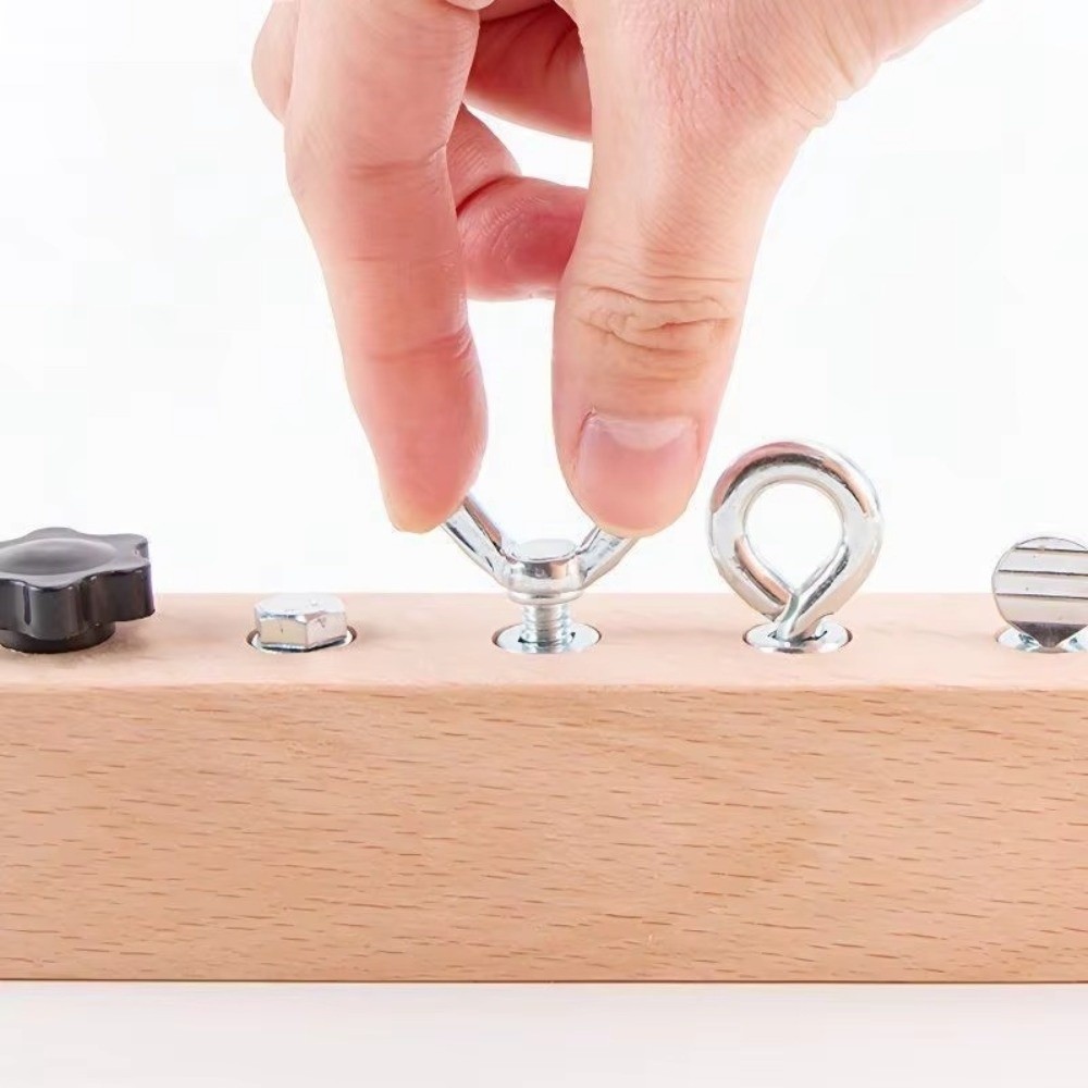 New Portable Montessori Screw  - Montessori Wooden Busy Board Toddler 评论和价格